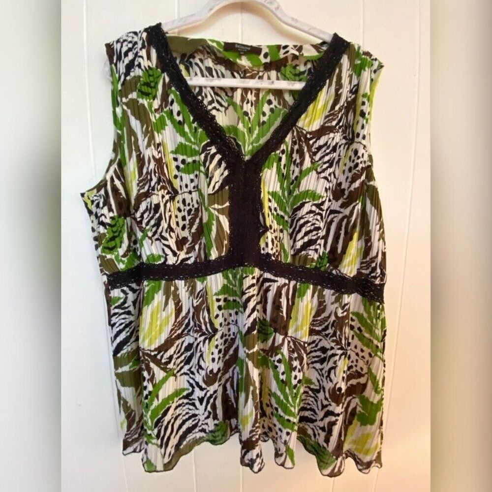 Belissimo Blouse Women’s 2X Green Multicolor Floral Lace Tropical Pleated